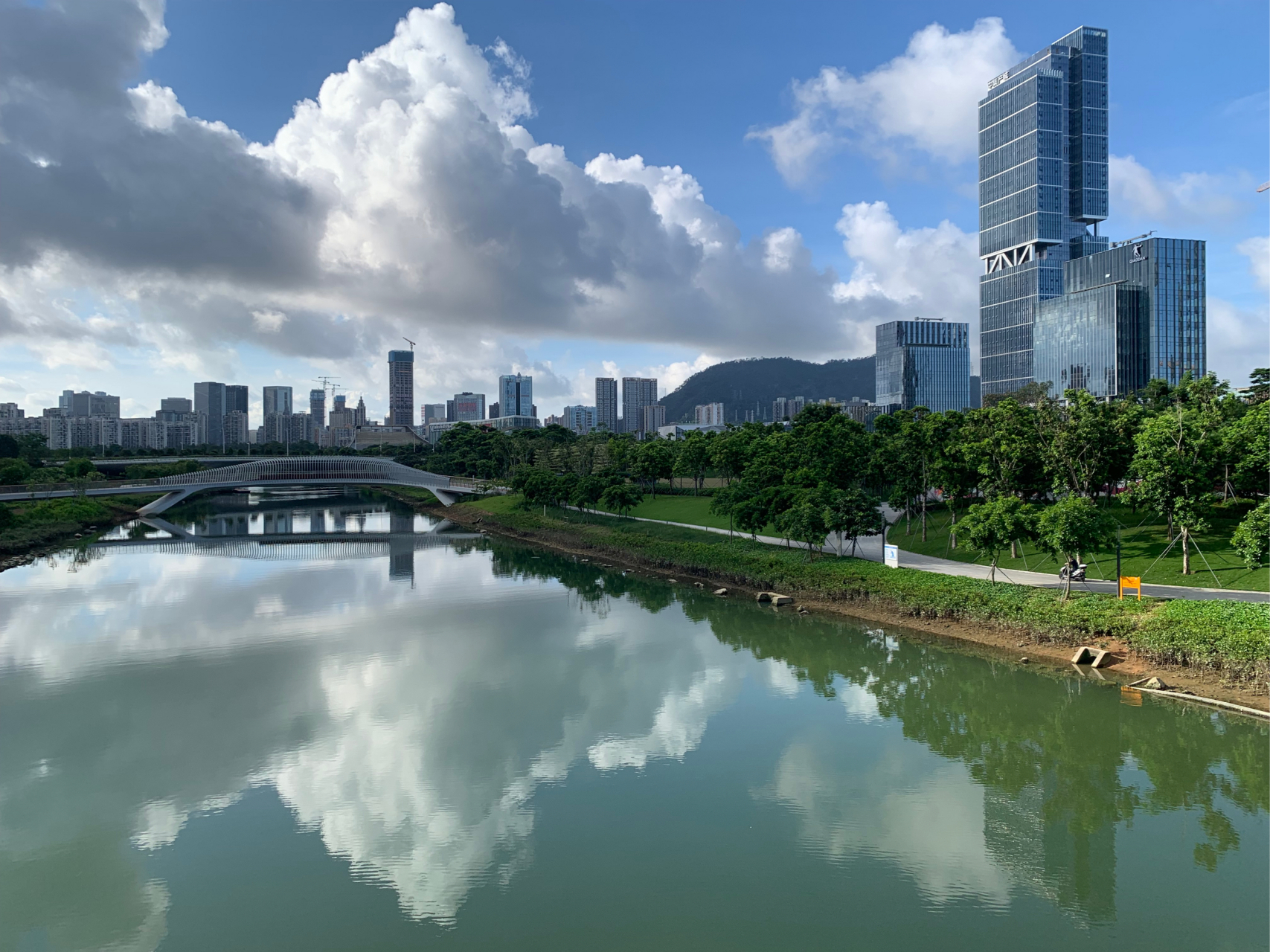 深圳風(fēng)景圖片，城市繁華與自然美景的交融之美