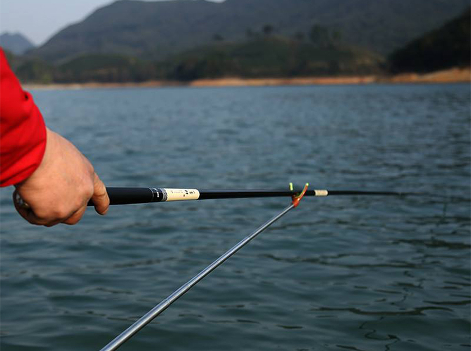 優(yōu)質(zhì)臺(tái)釣鯽魚(yú)竿推薦，助您輕松垂釣暢享樂(lè)趣